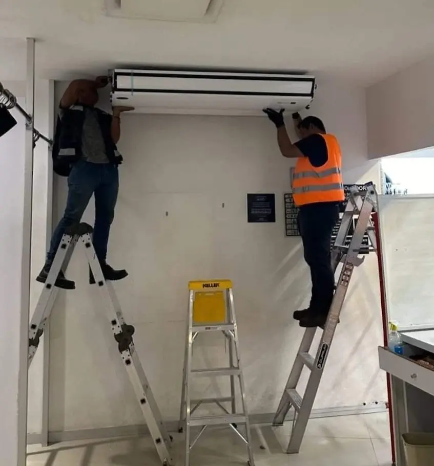 Instalación y reparación de aire acondicionado comercial en oficinas y negocios
